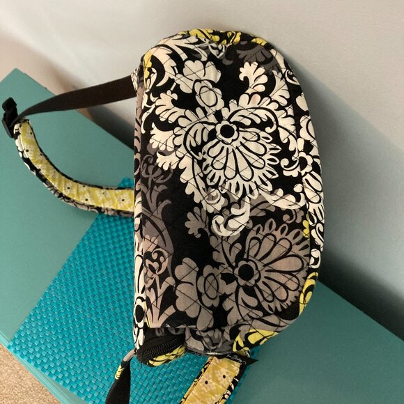 Vera Bradley Backpack with Padded Laptop Compartment Black White Baroque - Picture 7 of 16